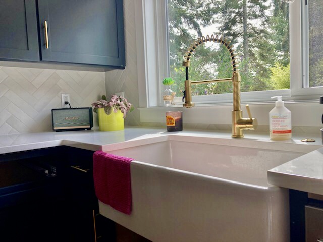 New farm house style sink and faucet installation in Beaverton Oregon by Venne Plumbing